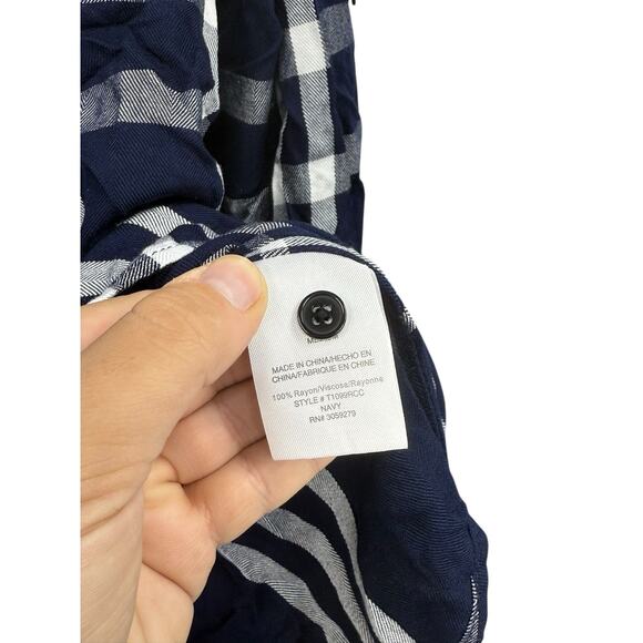 Thread & Supply Relaxed Fit Navy Blue Plaid Button Up Shirt Womens Medium New - Picture 4 of 7